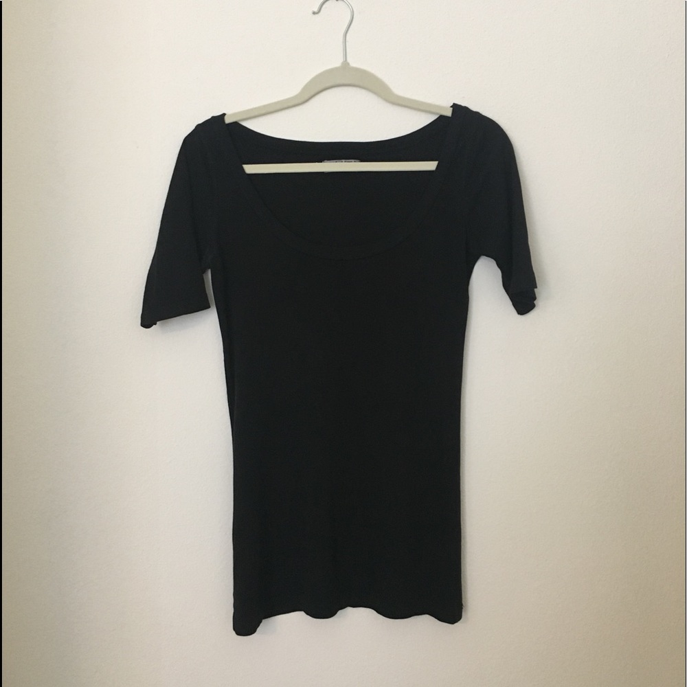Michael Stars plain black t-shirt